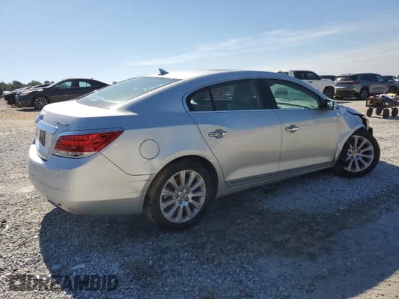 ✅ 2013 Buick LaCrosse Leather • VIN: 1G4GC5E35DF265047 • Lot: 55631635. Wystawiony na Copart z przebiegiem 103 520 mil. Bezpłatny archiwum sprzedaży aukcyjnych z USA i szczegółowy raport historii pojazdu na DreamBid. Zdjęcie 3.