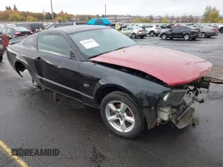 ✅ 2005 Ford Mustang GT Deluxe • VIN: 1ZVHT82H555102137 • Lot: 43650390. Listed on IAAI with Not provided. Free auction sales archive from the USA and detailed vehicle history report at DreamBid. Image 1.