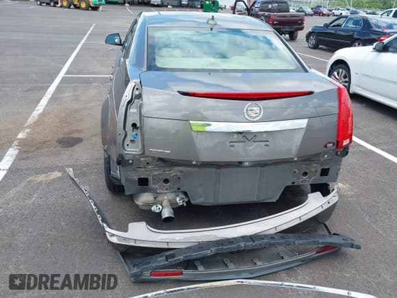 ✅ 2012 Cadillac CTS Luxury • VIN: 1G6DF5E55C0126766 • Lot: 42687350. Wystawiony na IAAI z przebiegiem 123 473 mil. Bezpłatny archiwum sprzedaży aukcyjnych z USA i szczegółowy raport historii pojazdu na DreamBid. Zdjęcie 6.