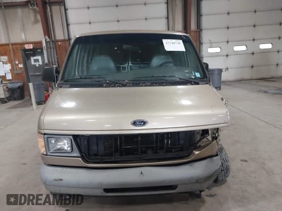✅ 2000 Ford Econoline Passenger XL • VIN: 1FMRE1129YHA94046 • Lot: 42240740. Listed on IAAI with 215,936 mi. Free auction sales archive from the USA and detailed vehicle history report at DreamBid. Image 12.