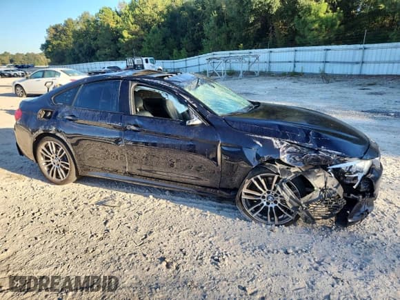 ✅ 2015 BMW 4 Series 428i • VIN: WBA4A5C5XFGK15854 • Lot: 82477925. Listed on Copart with 69,170 mi. Free auction sales archive from the USA and detailed vehicle history report at DreamBid. Image 4.