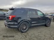 ✅ 2018 Ford Explorer Limited • VIN: 1FM5K8F87JGA26336 • Lot: 95777595. Wystawiony na Copart z przebiegiem 105 064 mil. Bezpłatny archiwum sprzedaży aukcyjnych z USA i szczegółowy raport historii pojazdu na DreamBid. Zdjęcie 3.