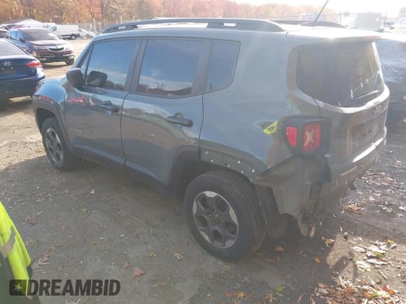 ✅ 2017 Jeep Renegade Sport • VIN: ZACCJBAB7HPE87600 • Lot: 43613043. Wystawiony na IAAI z przebiegiem 204 053 mil. Bezpłatny archiwum sprzedaży aukcyjnych z USA i szczegółowy raport historii pojazdu na DreamBid. Zdjęcie 3.