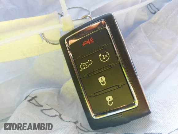 ✅ 2022 Jeep Grand Cherokee • VIN: 1C4RJYB63N8760372 • Lot: 41521696. Listed on IAAI with 32,416 mi. Free auction sales archive from the USA and detailed vehicle history report at DreamBid. Image 11.