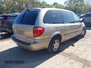 ✅ 2002 Dodge Caravan EX • VIN: 2B8GP74L62R505536 • Lot: 43473195. Listed on IAAI with 214,307 mi. Free auction sales archive from the USA and detailed vehicle history report at DreamBid. Image 4.