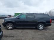 ✅ 2013 Chevrolet Suburban LT • VIN: 1GNSKJE77DR346277 • Lot: 43679072. Listed on IAAI with 435,900 mi. Free auction sales archive from the USA and detailed vehicle history report at DreamBid. Image 14.