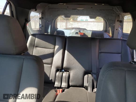 ✅ 2018 Ford Police Interceptor Utility • VIN: 1FM5K8AR3JGB20293 • Lot: 84814265. Listed on Copart with 31,482 mi. Free auction sales archive from the USA and detailed vehicle history report at DreamBid. Image 10.