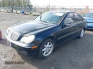 ✅ 2002 Mercedes-Benz C 230/260/280/320 • VIN: WDBRF61J92F272707 • Lot: 41725697. Listed on IAAI with 220,280 mi. Free auction sales archive from the USA and detailed vehicle history report at DreamBid. Image 2.