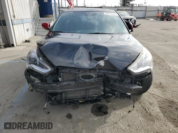 ✅ 2017 Hyundai Veloster Turbo • VIN: KMHTC6AE0HU314409 • Lot: 82813394. Wystawiony na Copart z przebiegiem 92 545 mil. Bezpłatny archiwum sprzedaży aukcyjnych z USA i szczegółowy raport historii pojazdu na DreamBid. Zdjęcie 5.