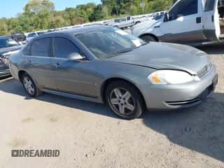 2009 Chevrolet Impala LS z VIN 2G1WB57K891106909, wystawiony jako IAAI lot #43367424 z przebiegiem 155 384 mil mil oraz . Historia ofert i sprzedaży dostępna na DreamBid. Obrazek 1.