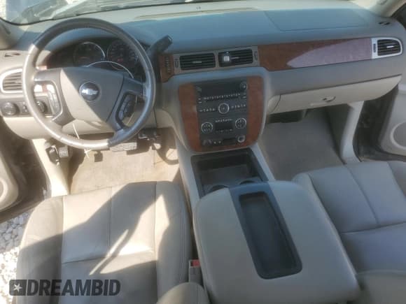 ✅ 2007 Chevrolet Silverado 1500 LTZ • VIN: 2GCEK13Y571562773 • Lot: 71808765. Listed on Copart with 239,232 mi. Free auction sales archive from the USA and detailed vehicle history report at DreamBid. Image 8.