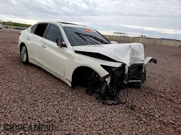 ✅ 2021 Infiniti Q50 Luxe • VIN: JN1EV7BR4MM752782 • Lot: 56160595. Wystawiony na Copart z przebiegiem 69 186 mil. Bezpłatny archiwum sprzedaży aukcyjnych z USA i szczegółowy raport historii pojazdu na DreamBid. Zdjęcie 14.