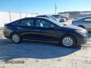 ✅ 2017 Hyundai Sonata SE • VIN: KMHE24L17HA043439 • Лот: 43675701. Опубликован ранее на IAAI с пробегом Не указан. Бесплатный доступ к архиву аукционных продаж из США и подробный отчёт об истории автомобиля на DreamBid. Изображение 13.