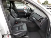 ✅ 2017 Volvo XC90 Momentum • VIN: YV4102KK8H1111137 • Lot: 64166882. Listed on Copart with 90,063 mi. Free auction sales archive from the USA and detailed vehicle history report at DreamBid. Image 5.