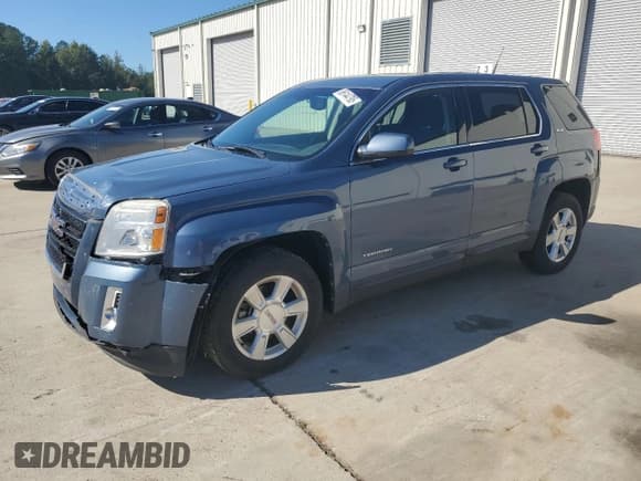 ✅ 2011 GMC Terrain SLE-1 • VIN: 2CTFLREC1B6355329 • Лот: 86144795. Опубликован ранее на Copart с пробегом 85 284 миль. Бесплатный доступ к архиву аукционных продаж из США и подробный отчёт об истории автомобиля на DreamBid. Изображение 1.