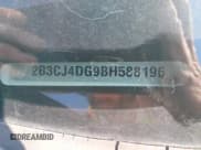 ✅ 2011 Dodge Challenger • VIN: 2B3CJ4DG9BH588196 • Lot: 43375914. Wystawiony na IAAI z przebiegiem 191 361 mil. Bezpłatny archiwum sprzedaży aukcyjnych z USA i szczegółowy raport historii pojazdu na DreamBid. Zdjęcie 9.