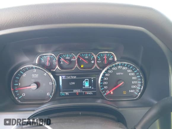 ✅ 2018 Chevrolet Silverado 1500 LT • VIN: 3GCPCREC0JG110962 • Lot: 43702948. Listed on IAAI with 95,822 mi. Free auction sales archive from the USA and detailed vehicle history report at DreamBid. Image 7.