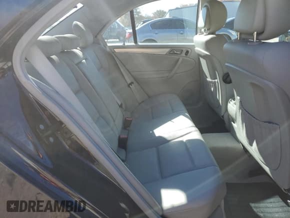 ✅ 2006 Mercedes-Benz C 230 Sport • VIN: WDBRF52H86F822233 • Lot: 91914095. Wystawiony na Copart z przebiegiem 209 692 mil. Bezpłatny archiwum sprzedaży aukcyjnych z USA i szczegółowy raport historii pojazdu na DreamBid. Zdjęcie 10.