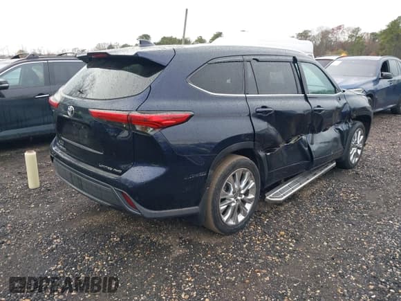 ✅ 2020 Toyota Highlander Limited • VIN: 5TDDZRBH7LS031245 • Lot: 43664012. Wystawiony na IAAI z przebiegiem 119 964 mil. Bezpłatny archiwum sprzedaży aukcyjnych z USA i szczegółowy raport historii pojazdu na DreamBid. Zdjęcie 6.