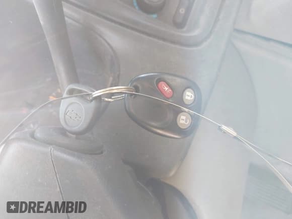 ✅ 2005 Chevrolet Suburban Z71 • VIN: 3GNFK16Z85G260950 • Лот: 42250514. Опубликован ранее на IAAI с пробегом 200 234 миль. Бесплатный доступ к архиву аукционных продаж из США и подробный отчёт об истории автомобиля на DreamBid. Изображение 11.