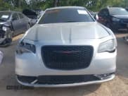 ✅ 2021 Chrysler 300 S • VIN: 2C3CCABGXMH549893 • Lot: 42982981. Listed on IAAI with 90,497 mi. Free auction sales archive from the USA and detailed vehicle history report at DreamBid. Image 13.