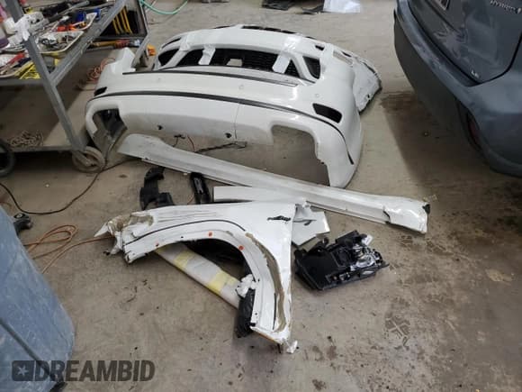 ✅ 2021 Jeep Grand Cherokee Overland • VIN: 1C4RJFCT4MC531283 • Lot: 49695584. Listed on Copart with 43,737 mi. Free auction sales archive from the USA and detailed vehicle history report at DreamBid. Image 13.