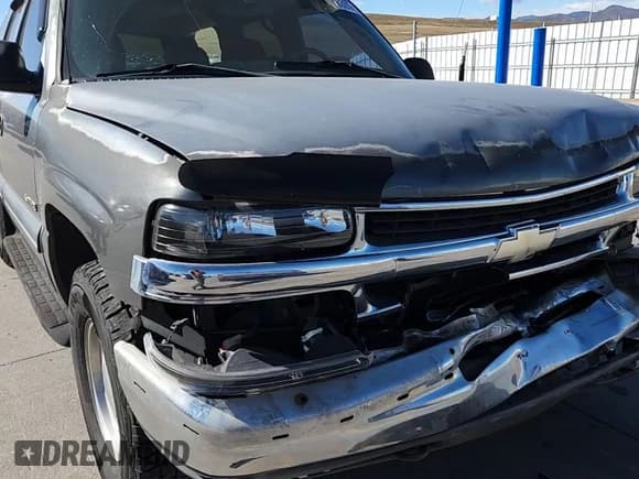 ✅ 2002 Chevrolet Tahoe LS • VIN: 1GNEK13V42J322299 • Lot: 87406305. Listed on Copart with 245,929 mi. Free auction sales archive from the USA and detailed vehicle history report at DreamBid. Image 14.