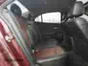 2015 Chevrolet Malibu LTZ z VIN 1G11F5SL3FF152893, wystawiony jako Copart lot #69356405 z przebiegiem 149 513 mil mil oraz Szkoda całkowita • Salvage title. Historia ofert i sprzedaży dostępna na DreamBid. Obrazek 10.