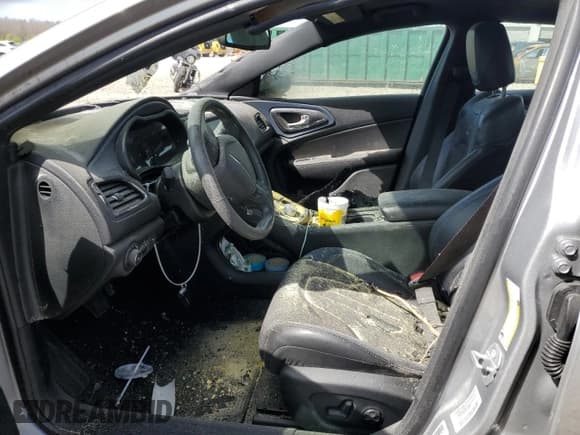 ✅ 2016 Chrysler 200 S • VIN: 1C3CCCDG3GN147931 • Lot: 70498525. Listed on Copart with Not provided. Free auction sales archive from the USA and detailed vehicle history report at DreamBid. Image 7.