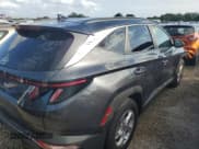✅ 2023 Hyundai Tucson SEL • VIN: 5NMJB3AE2PH266513 • Lot: 74870054. Wystawiony na Copart z przebiegiem 4 108 mil. Bezpłatny archiwum sprzedaży aukcyjnych z USA i szczegółowy raport historii pojazdu na DreamBid. Zdjęcie 3.