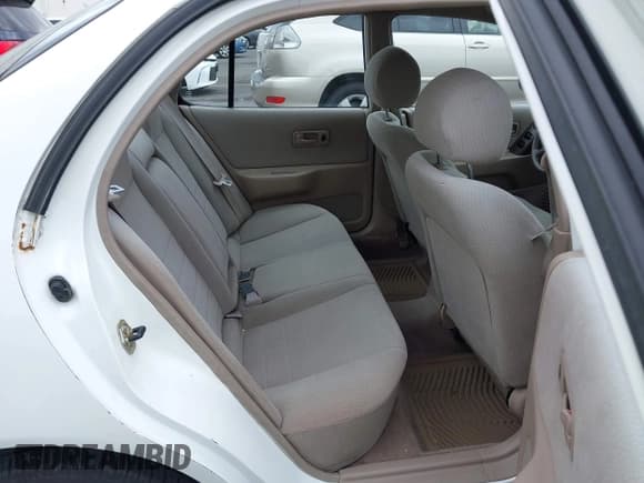 ✅ 1996 Nissan Altima XE • VIN: 1N4BU31D2TC170742 • Lot: 42973741. Listed on IAAI with 232,287 mi. Free auction sales archive from the USA and detailed vehicle history report at DreamBid. Image 8.