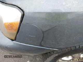 ✅ 2005 Toyota Highlander • VIN: JTEEP21A750099830 • Lot: 43804112. Wystawiony na IAAI z przebiegiem 174 337 mil. Bezpłatny archiwum sprzedaży aukcyjnych z USA i szczegółowy raport historii pojazdu na DreamBid. Zdjęcie 6.