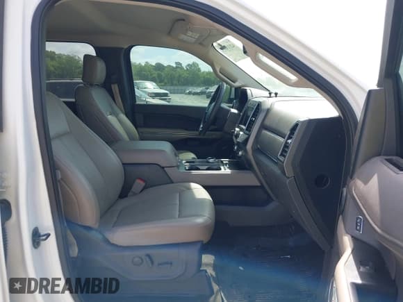 ✅ 2020 Ford Expedition XLT • VIN: 1FMJU1HT6LEA45346 • Лот: 42113895. Опубликован ранее на IAAI с пробегом 88 995 миль. Бесплатный доступ к архиву аукционных продаж из США и подробный отчёт об истории автомобиля на DreamBid. Изображение 5.