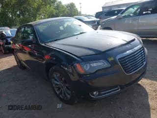 ✅ 2014 Chrysler 300 S • VIN: 2C3CCAGG8EH255726 • Лот: 42639282. Опубликован ранее на IAAI с пробегом 170 416 миль. Бесплатный доступ к архиву аукционных продаж из США и подробный отчёт об истории автомобиля на DreamBid. Изображение 1.