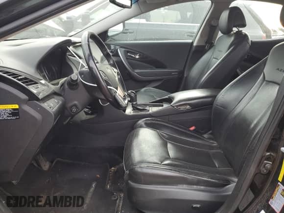 2013 Hyundai Azera с VIN KMHFH4JG6DA233074, выставлен на аукционе Copart как лот 87653725 с пробегом 150 481 миль миль и Списание • Salvage title. История ставок и продаж доступна на DreamBid. Изображение 7.