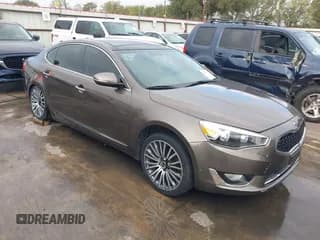 ✅ 2015 Kia Cadenza Premium • VIN: KNALN4D75F5171171 • Lot: 43538777. Wystawiony na IAAI z przebiegiem 119 893 mil. Bezpłatny archiwum sprzedaży aukcyjnych z USA i szczegółowy raport historii pojazdu na DreamBid. Zdjęcie 1.