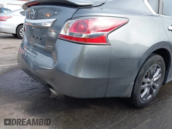 ✅ 2015 Nissan Altima S • VIN: 1N4AL3AP7FN908374 • Lot: 42322910. Listed on IAAI with 147,395 mi. Free auction sales archive from the USA and detailed vehicle history report at DreamBid. Image 6.