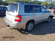 ✅ 2007 Toyota Highlander w/3rd Row • VIN: JTEEW21A570047277 • Лот: 43112921. Опубликован ранее на IAAI с пробегом 206 408 миль. Бесплатный доступ к архиву аукционных продаж из США и подробный отчёт об истории автомобиля на DreamBid. Изображение 4.