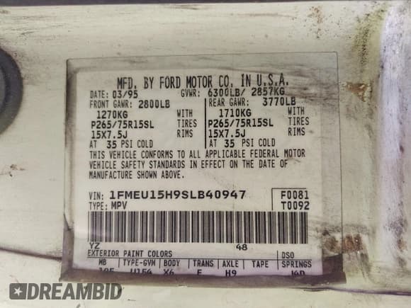 ✅ 1995 Ford Bronco Custom • VIN: 1FMEU15H9SLB40947 • Lot: 42576134. Wystawiony na IAAI z przebiegiem 195 658 mil. Bezpłatny archiwum sprzedaży aukcyjnych z USA i szczegółowy raport historii pojazdu na DreamBid. Zdjęcie 9.