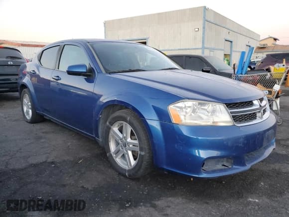✅ 2012 Dodge Avenger SXT • VIN: 1C3CDZCB0CN148518 • Лот: 89165665. Опубликован ранее на Copart с пробегом 231 789 миль. Бесплатный доступ к архиву аукционных продаж из США и подробный отчёт об истории автомобиля на DreamBid. Изображение 4.