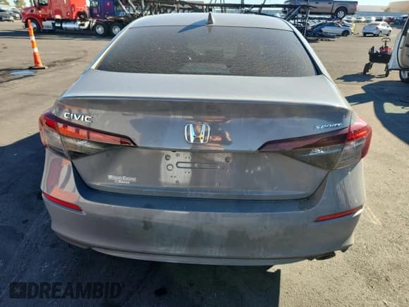 ✅ 2025 Honda Civic Sport • VIN: 2HGFE2F53SH533826 • Lot: 90345825. Wystawiony na Copart z przebiegiem 15 055 mil. Bezpłatny archiwum sprzedaży aukcyjnych z USA i szczegółowy raport historii pojazdu na DreamBid. Zdjęcie 6.