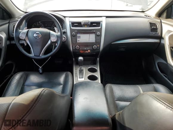 ✅ 2015 Nissan Altima SL • VIN: 1N4BL3AP2FC180706 • Lot: 49413845. Wystawiony na Copart z przebiegiem 206 608 mil. Bezpłatny archiwum sprzedaży aukcyjnych z USA i szczegółowy raport historii pojazdu na DreamBid. Zdjęcie 8.