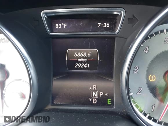 ✅ 2014 Mercedes-Benz CLA 250 • VIN: WDDSJ4EB6EN045368 • Lot: 42560939. Listed on IAAI with 29,241 mi. Free auction sales archive from the USA and detailed vehicle history report at DreamBid. Image 16.