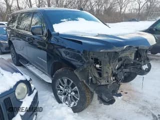 ✅ 2021 Chevrolet Suburban LT • VIN: 1GNSKCKD3MR266318 • Lot: 41333545. Wystawiony na IAAI z przebiegiem 125 032 mil. Bezpłatny archiwum sprzedaży aukcyjnych z USA i szczegółowy raport historii pojazdu na DreamBid. Zdjęcie 1.