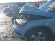 ✅ 2019 Volvo XC40 Momentum • VIN: YV4162XZ1K2019034 • Lot: 43591194. Listed on IAAI with 77,583 mi. Free auction sales archive from the USA and detailed vehicle history report at DreamBid. Image 6.