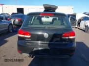 ✅ 2013 Volkswagen Golf • VIN: WVWDB7AJ1DW088930 • Lot: 43348176. Wystawiony na IAAI z przebiegiem 128 087 mil. Bezpłatny archiwum sprzedaży aukcyjnych z USA i szczegółowy raport historii pojazdu na DreamBid. Zdjęcie 16.