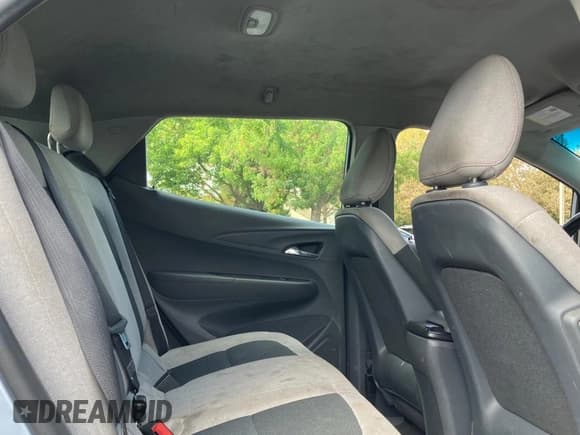 ✅ 2018 Chevrolet Bolt EV LT • VIN: 1G1FW6S09J4133660 • Lot: 75744824. Wystawiony na Copart z przebiegiem 202 088 mil. Bezpłatny archiwum sprzedaży aukcyjnych z USA i szczegółowy raport historii pojazdu na DreamBid. Zdjęcie 6.