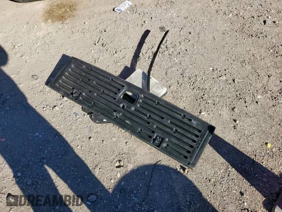 2015 Chevrolet Tahoe LS with VIN 1GNSCAKC5FR615619, listed as a Copart auction lot 91198995 with Not provided miles and Clean title. Bid and sale history available at DreamBid. Image 13.