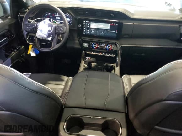 ✅ 2025 GMC Sierra 1500 AT4X • VIN: 3GTUUFEL6SG100789 • Лот: 87073965. Опубликован ранее на Copart с пробегом 7 170 миль. Бесплатный доступ к архиву аукционных продаж из США и подробный отчёт об истории автомобиля на DreamBid. Изображение 8.