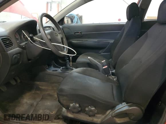 ✅ 2008 Hyundai Accent L • VIN: KMHCN35C88U100673 • Лот: 41707495. Опубликован ранее на Copart с пробегом 190 844 миль. Бесплатный доступ к архиву аукционных продаж из США и подробный отчёт об истории автомобиля на DreamBid. Изображение 7.